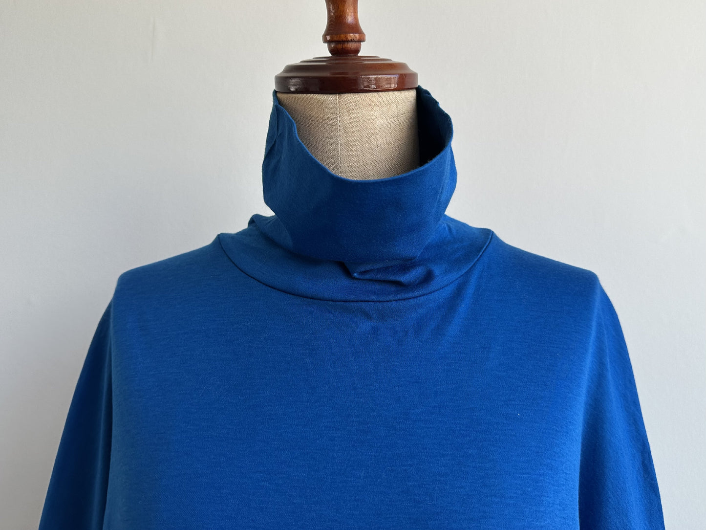COGTHEBIGSMOKE Back Flare Turtleneck Top Blue Top