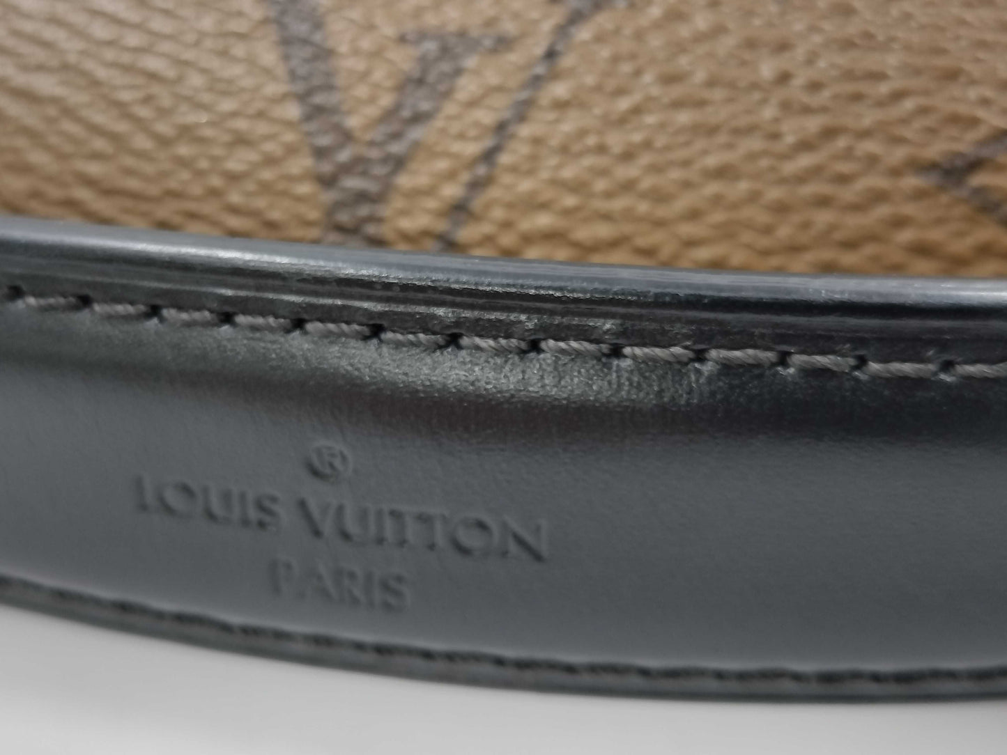 LOUIS VUITTON Monogram Louis Vuitton Metis Shoulder Bag
