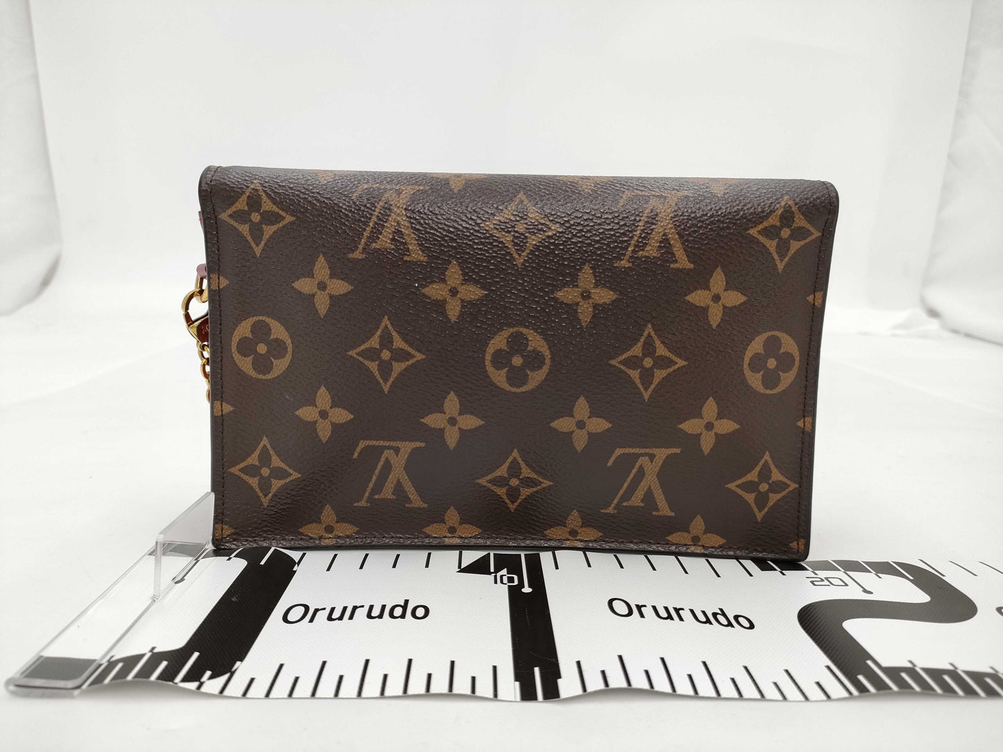 LOUIS VUITTON Monogram Louis Vuitton Shoulder Bag