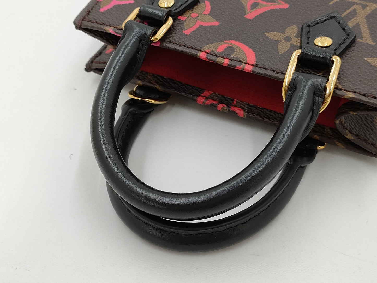 LOUIS VUITTON Monogram Louis Vuitton Handbag