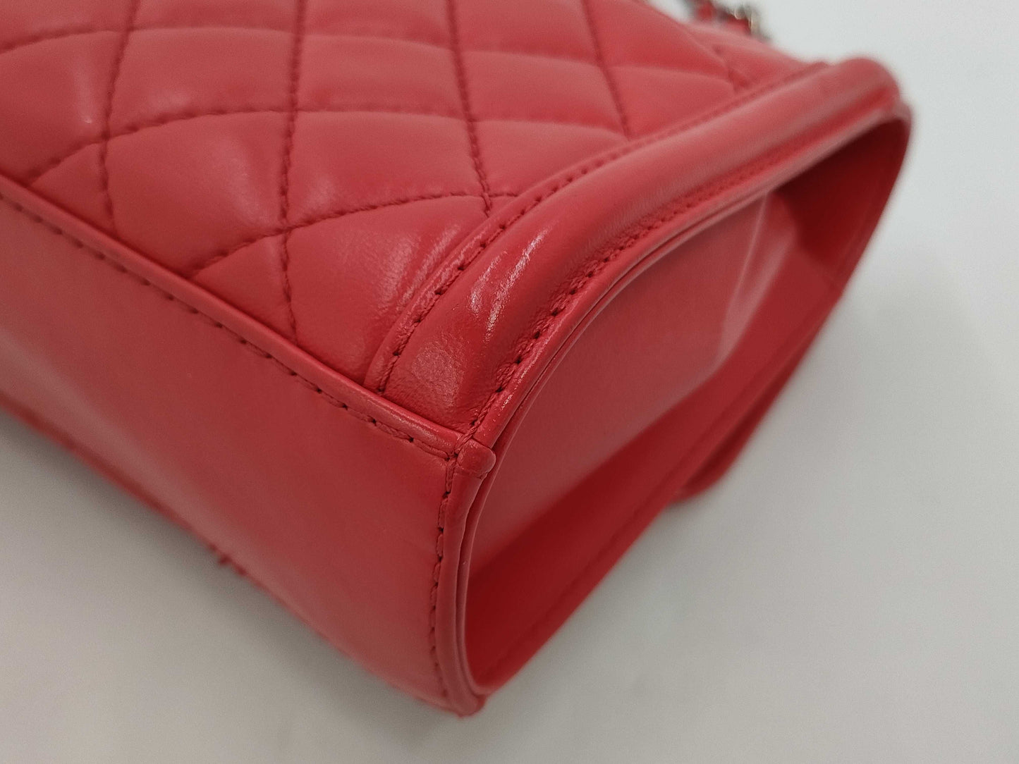 CHANEL Matelasse Shoulder Bag