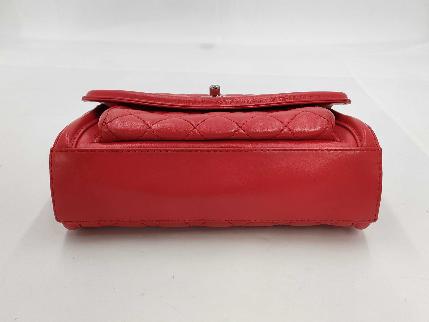 CHANEL Matelasse Shoulder Bag