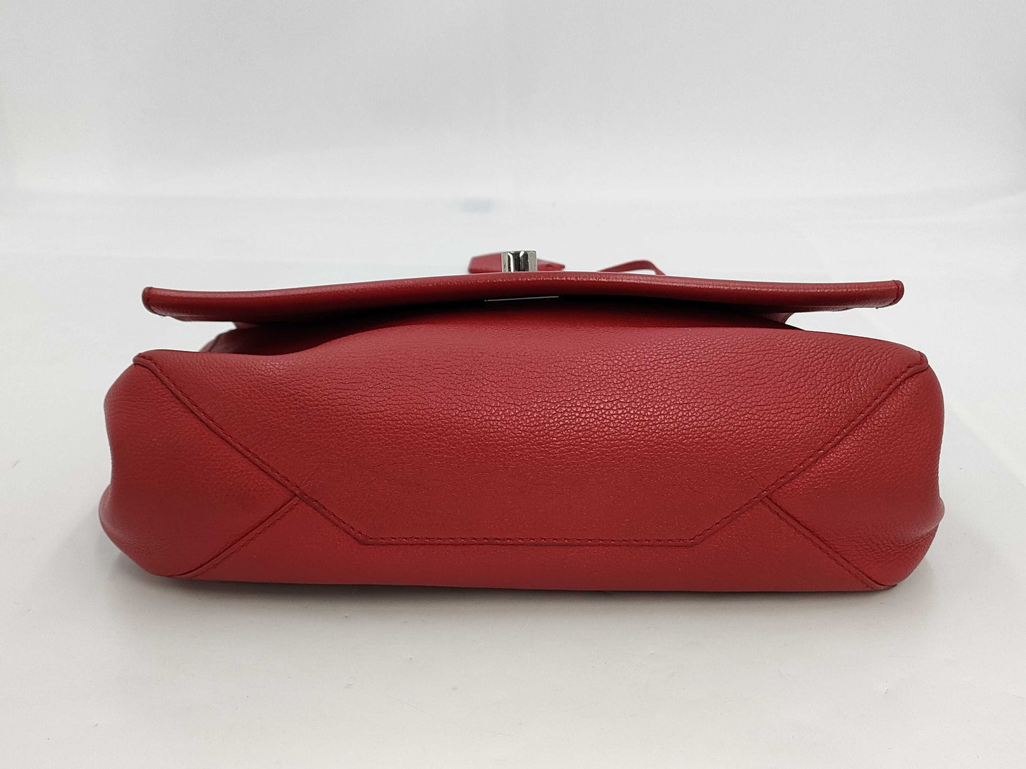 LOUIS VUITTON LockMe Shoulder Bag Handbag