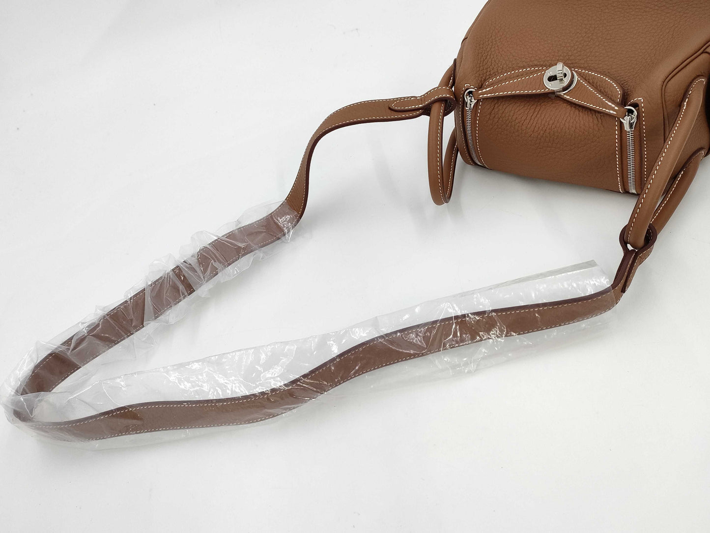 HERMES Lindy Mini Shoulder Bag in Taurillon Gold with Silver Hardware and K Stamp, with Protective Seal