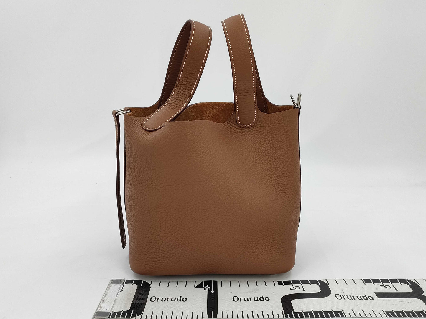 HERMES Picotin Lock PM Handbag in Gold, Taurillon Clemence Leather, Silver Hardware, K Stamp