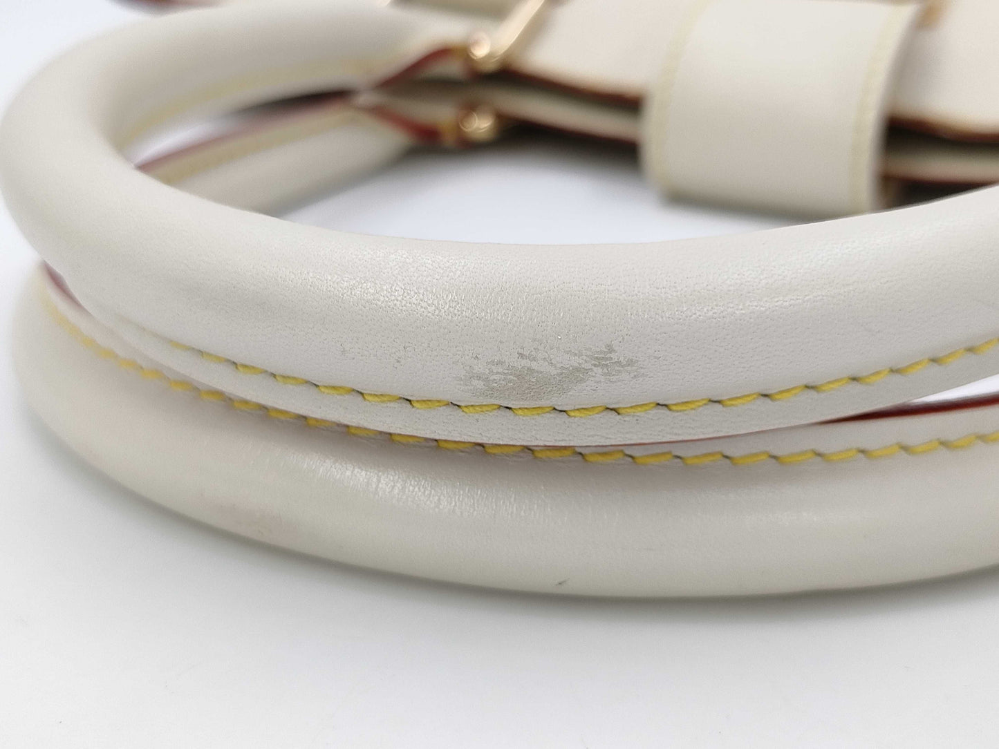 LOUIS VUITTON Suhali White Handbag