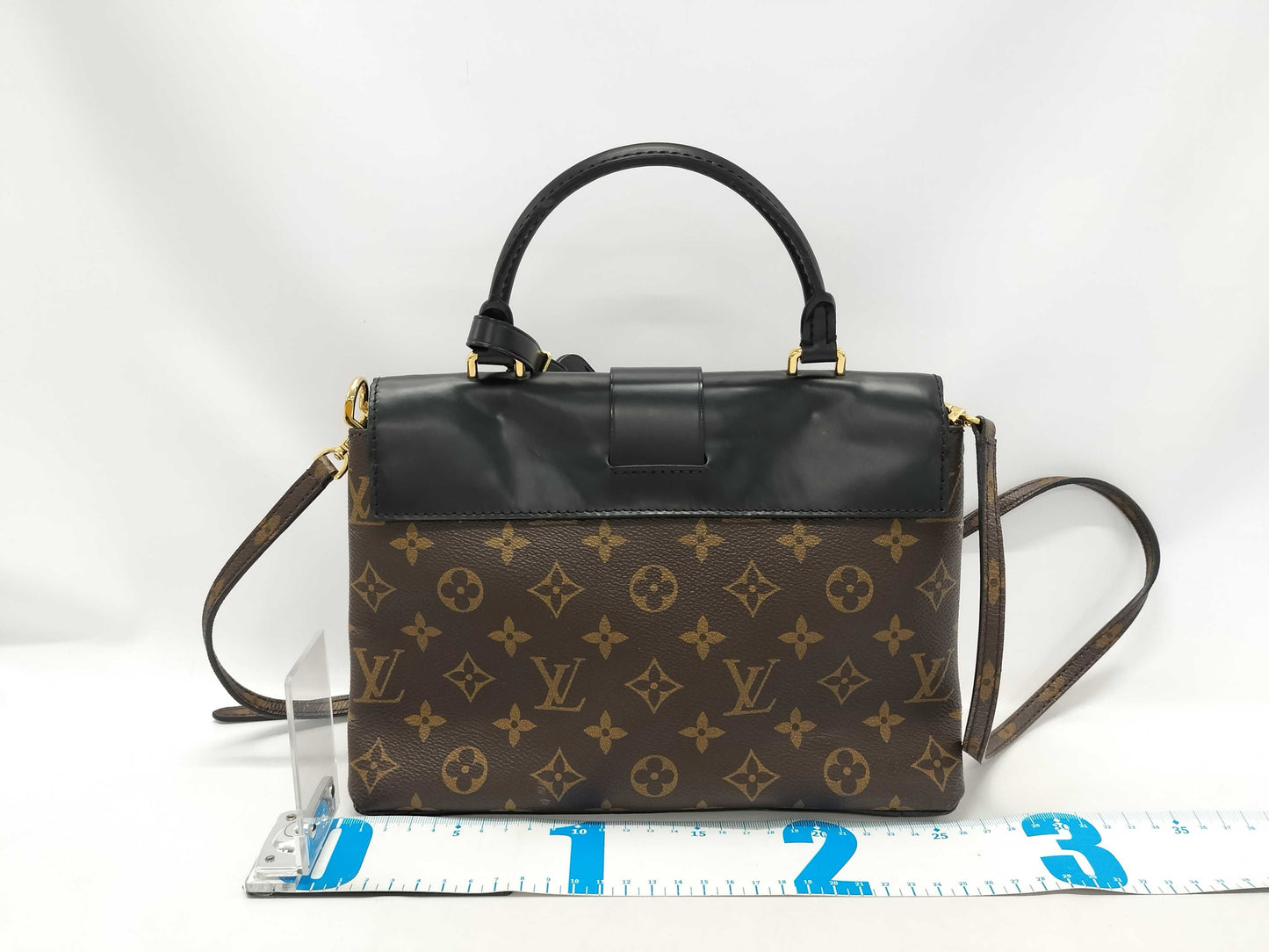 LOUIS VUITTON One-Handle Shoulder Bag Handbag