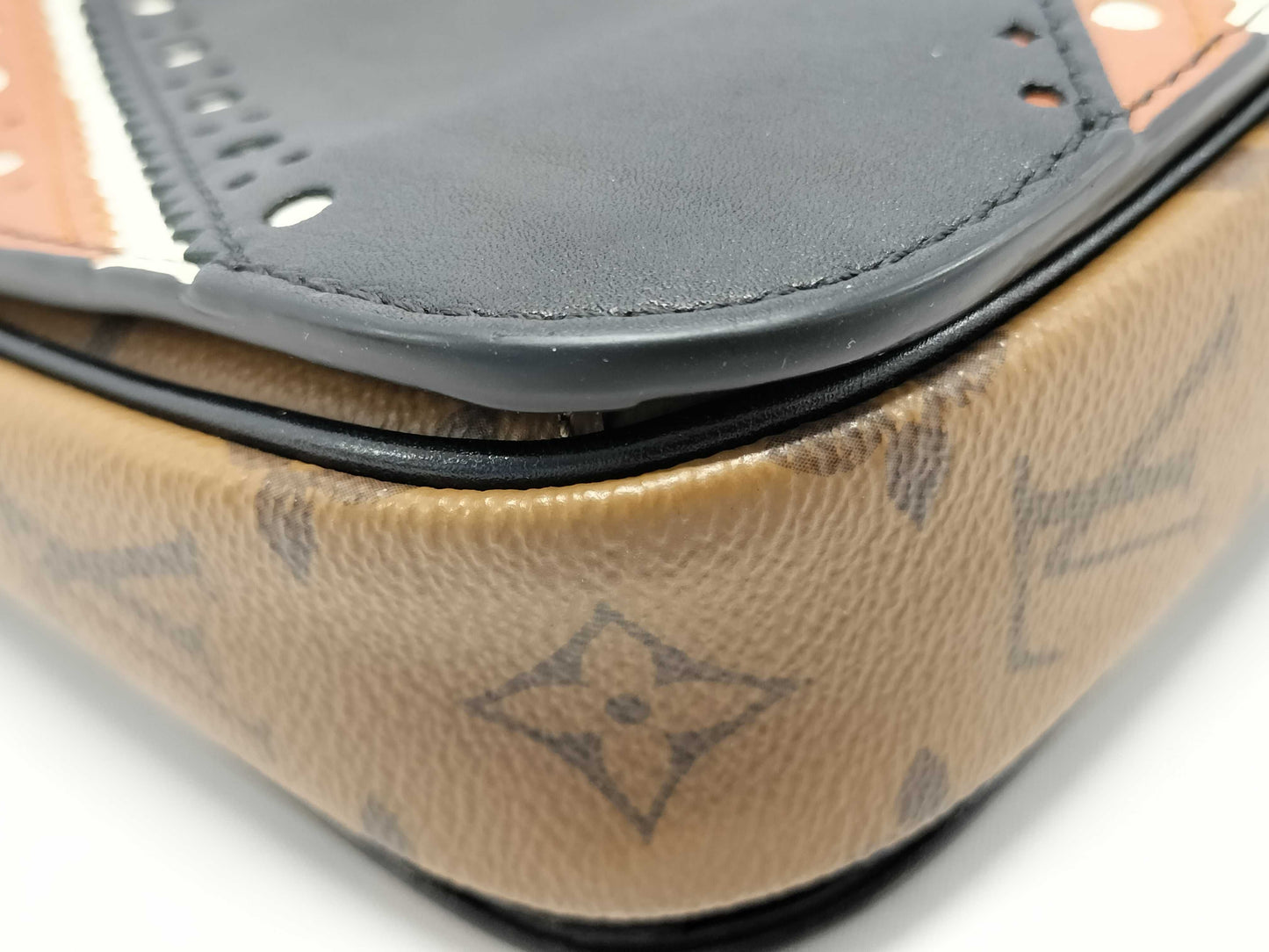 LOUIS VUITTON Monogram Pochette Metis M43488 Shoulder Bag