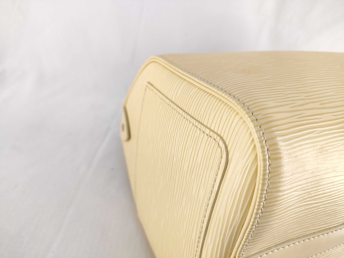 LOUIS VUITTON Epi Speedy Handbag