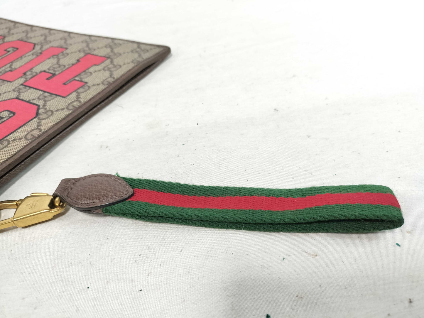 GUCCI GG Supreme Gucci Clutch Bag