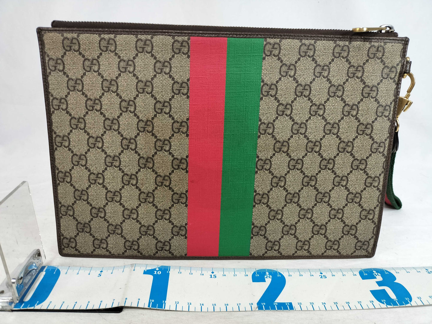 GUCCI GG Supreme Gucci Clutch Bag