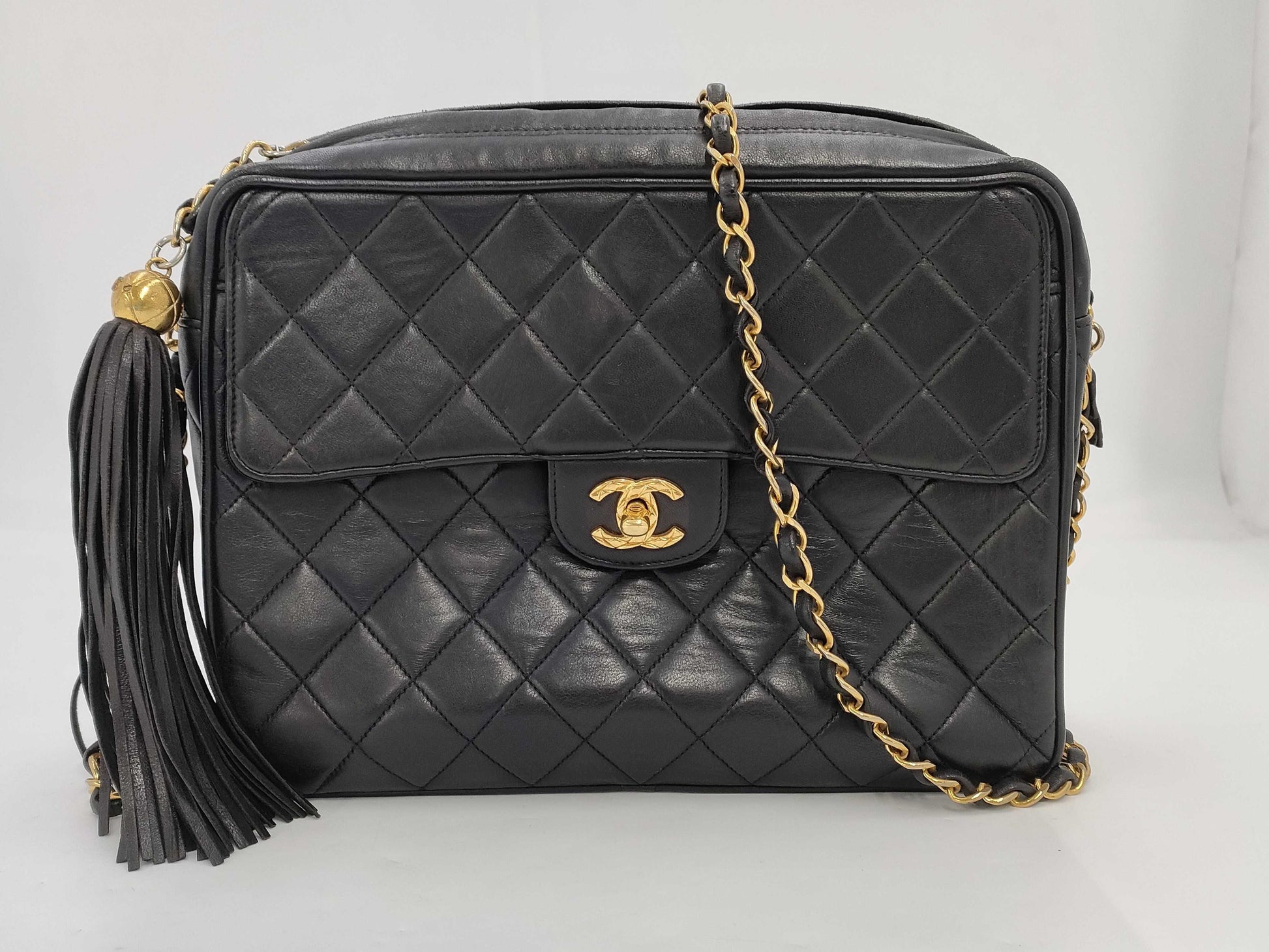CHANEL Matelasse Shoulder Bag Shoulder Bag