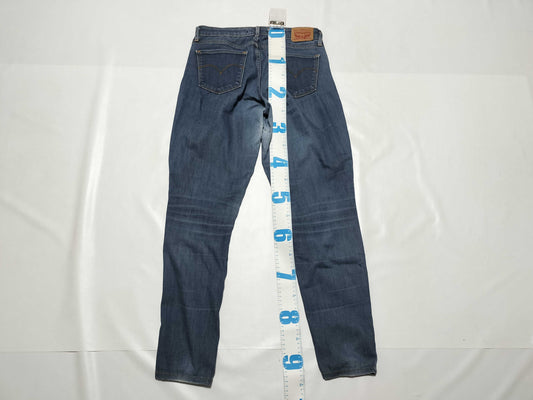 Levi's pants