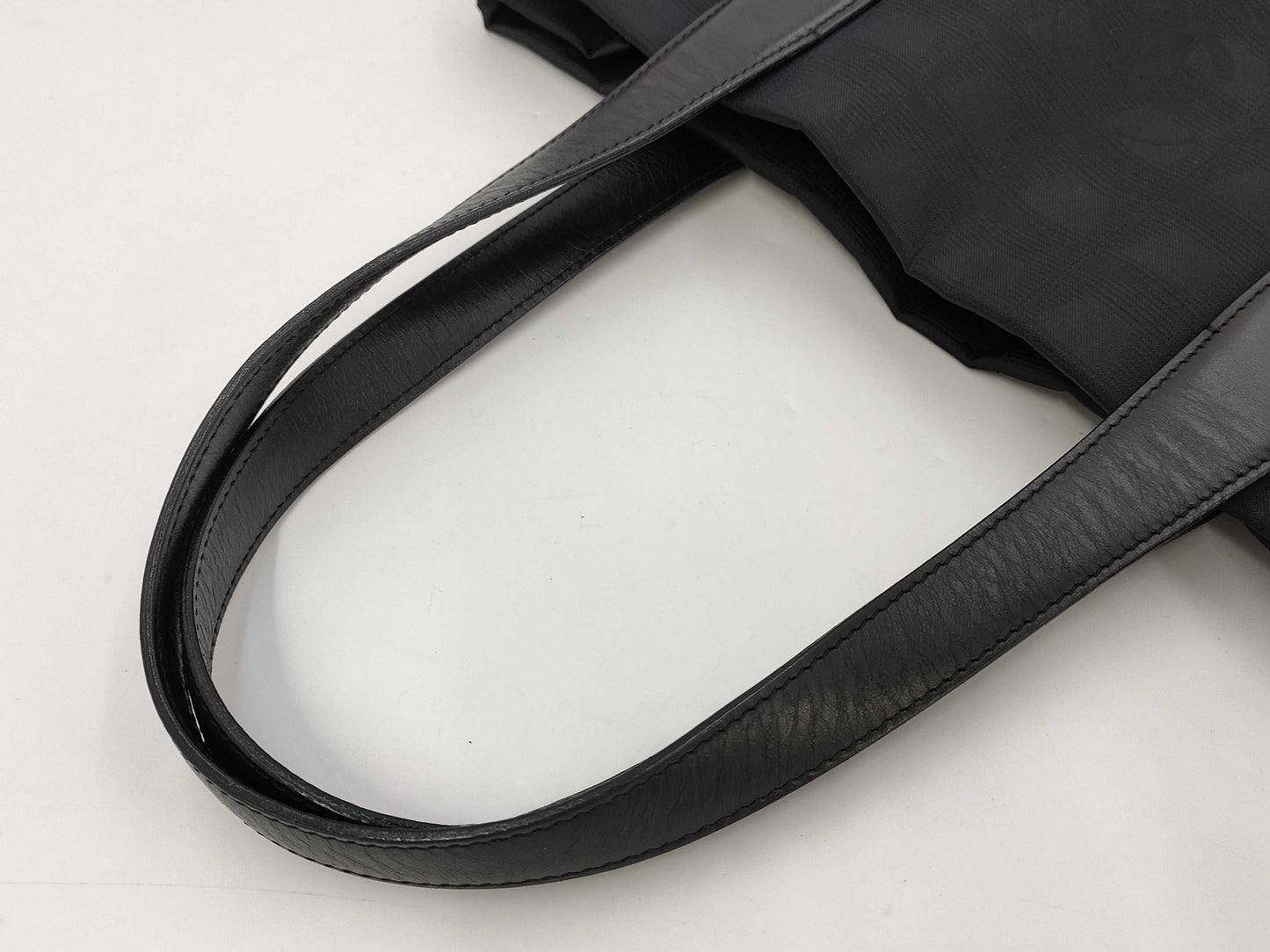 CHANEL Neutral Tote PM G Seal F One side missing tote bag