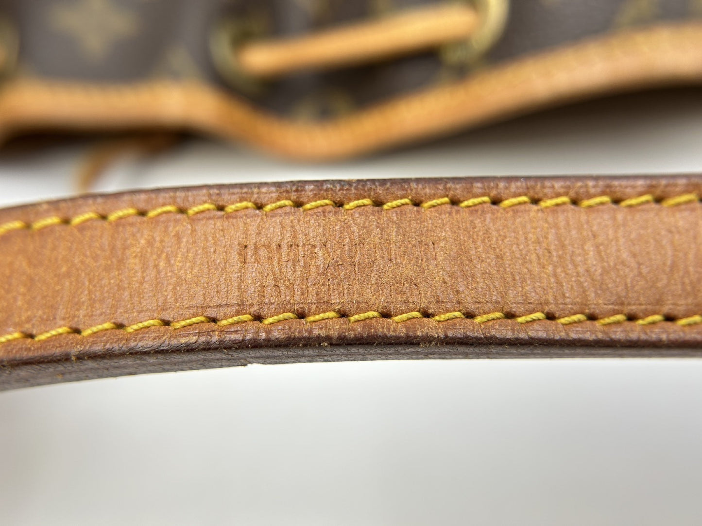 LOUIS VUITTON Monogram Petit Noe A2 884 Shoulder Bag