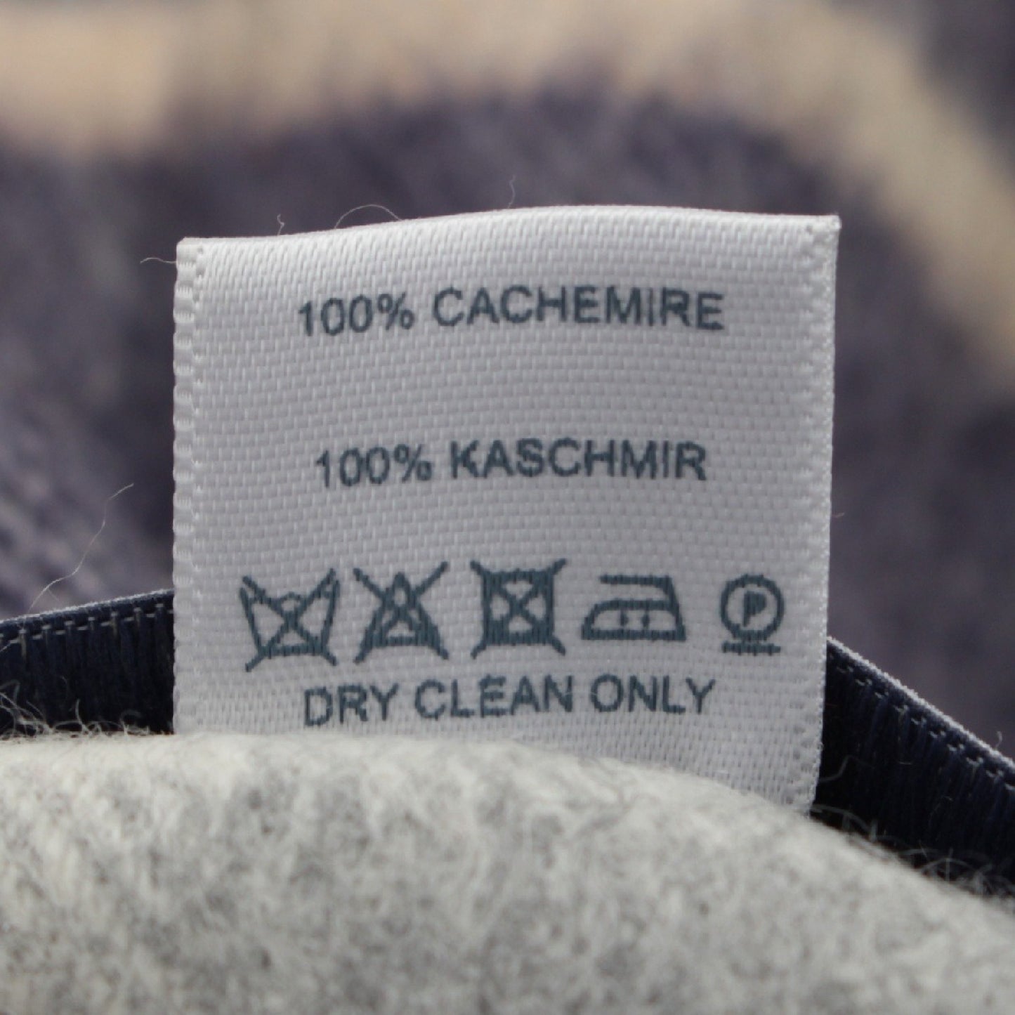 Johnstons Cashmere Check Pattern Large Scarf, Gray x Navy x Beige, Width: Approx. 71cm, Total Length: Approx. 186cm