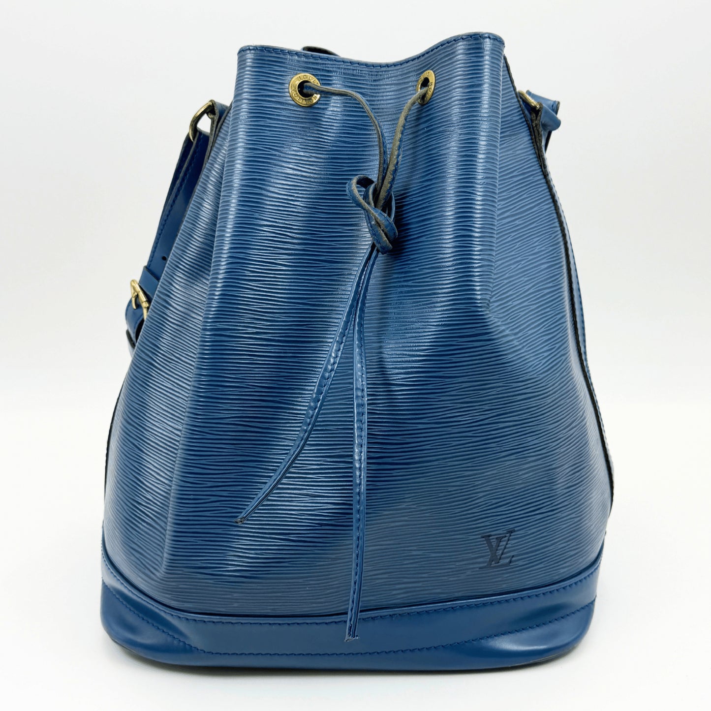 LOUIS VUITTON Epi Petit Noe M44105 Shoulder Bag