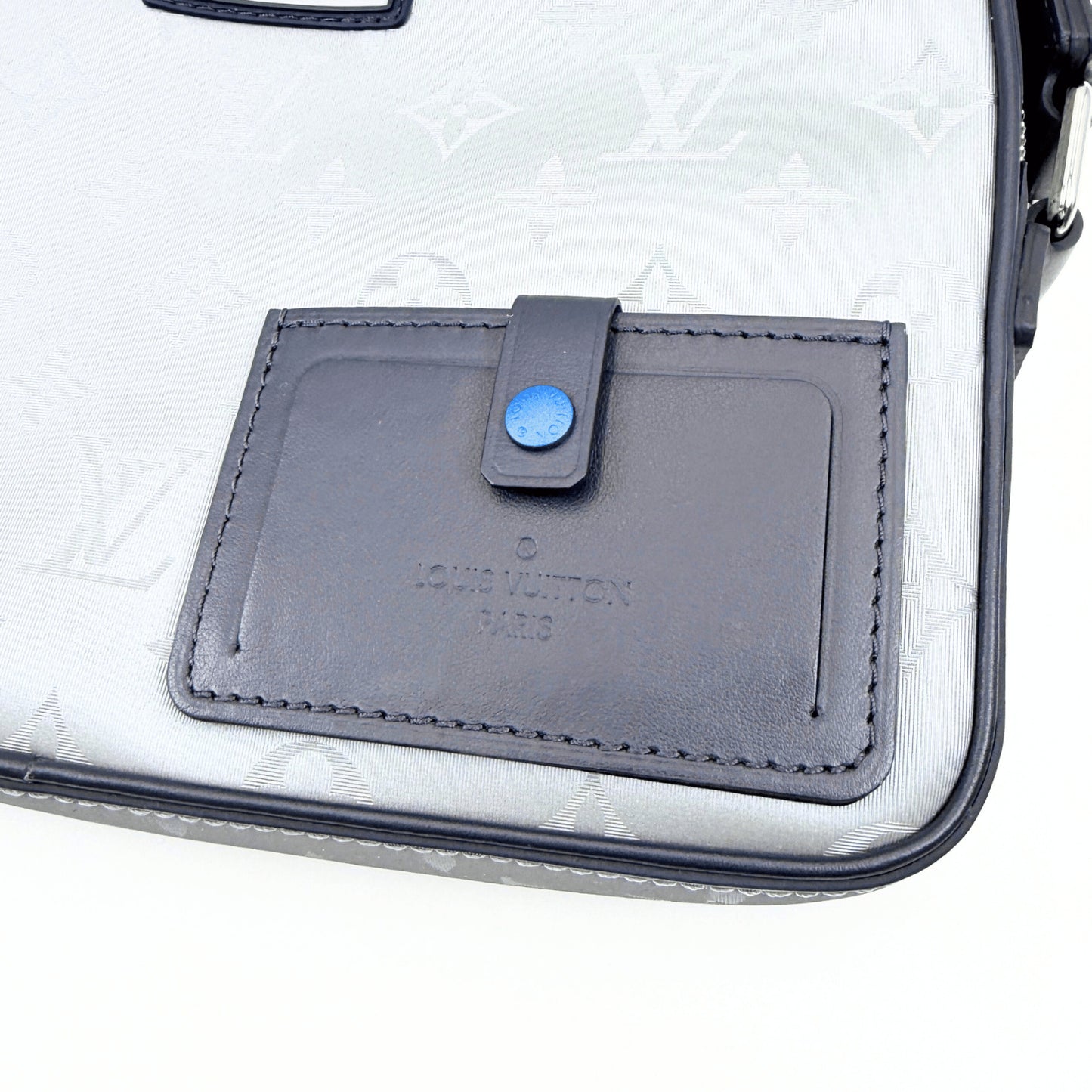 LOUIS VUITTON Monogram Satellite Alpha Messenger Bag, RFID Enabled, M44169 Shoulder Bag