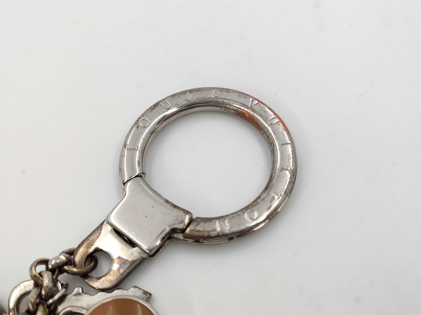 LOUIS VUITTON Multi Silver Key Case/Key Holder