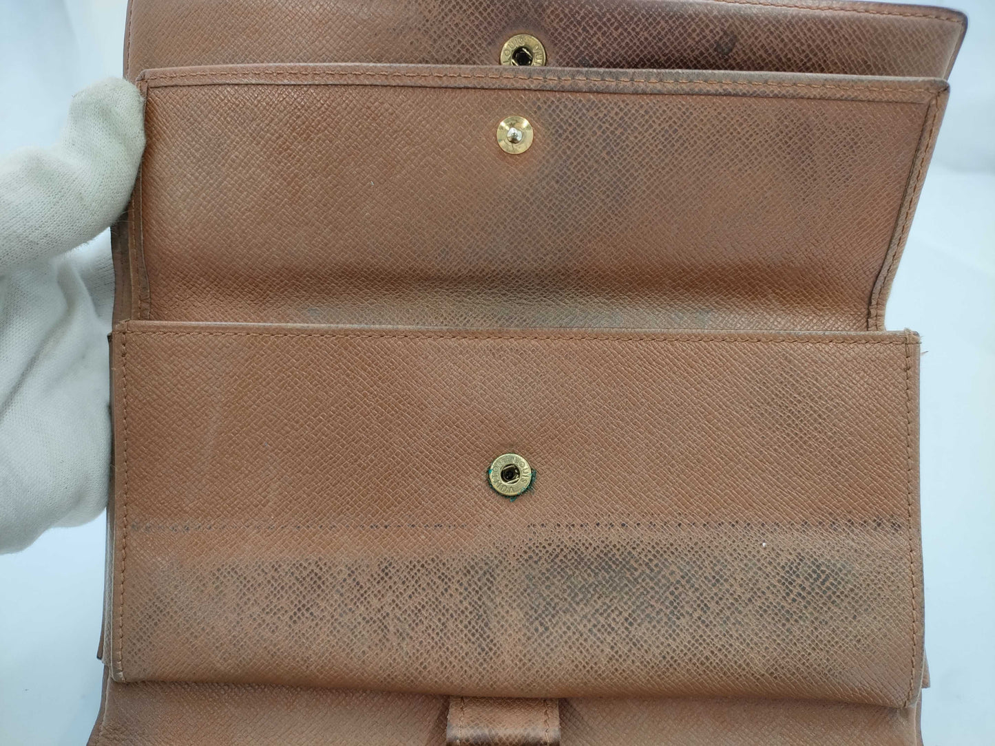 LOUIS VUITTON Monogram Tri-fold Wallet