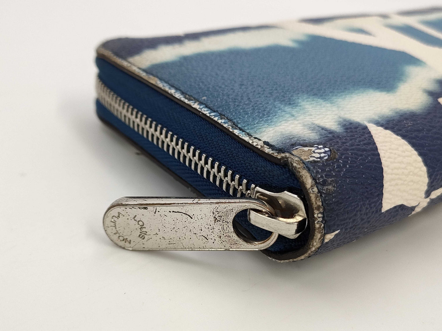 LOUIS VUITTON Louis Vuitton LV Escale Zippy Wallet M68841 Monogram Giant Wallet