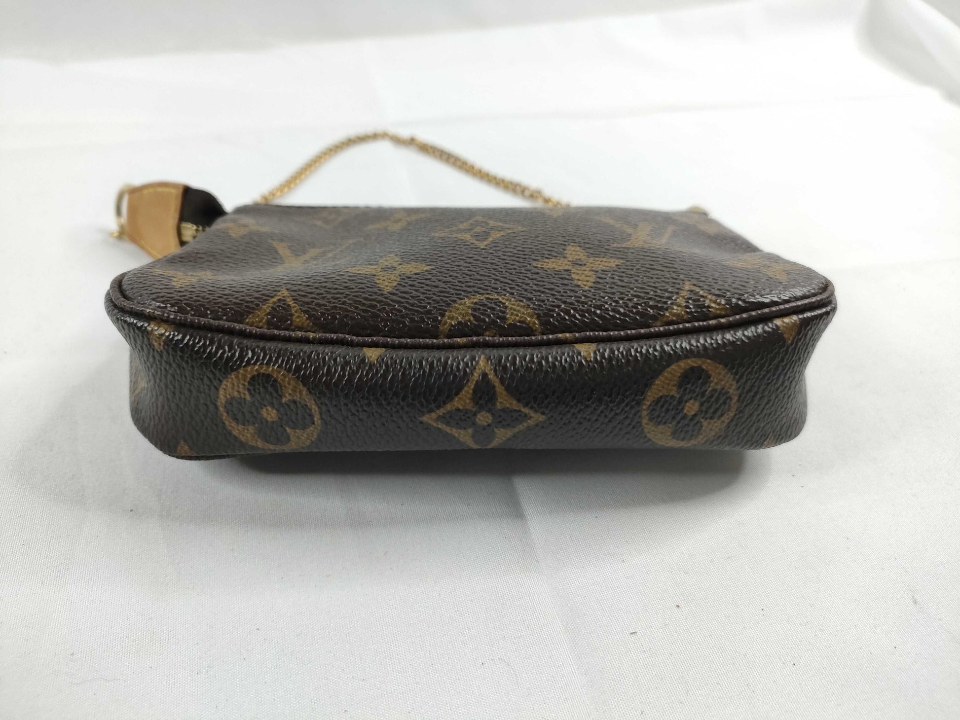 LOUIS VUITTON Monogram Vuitton Monogram Mini Pochette Accessoir M60153 FL4027 Brown Pouch