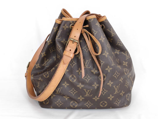 LOUIS VUITTON Monogram Vuitton Monogram Noe M42224 Serial Blur Shoulder Bag
