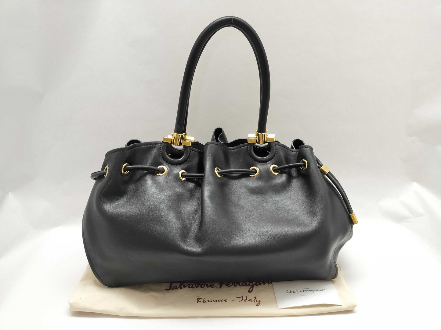 Salvatore Ferragamo HK - Salvatore Ferragamo Sonia black lambskin tote bag handbag
