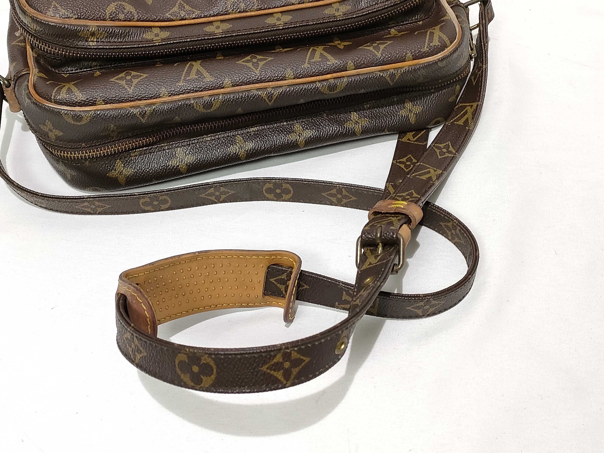LOUIS VUITTON Monogram Vuitton Monogram Nile M45244 Shoulder Bag
