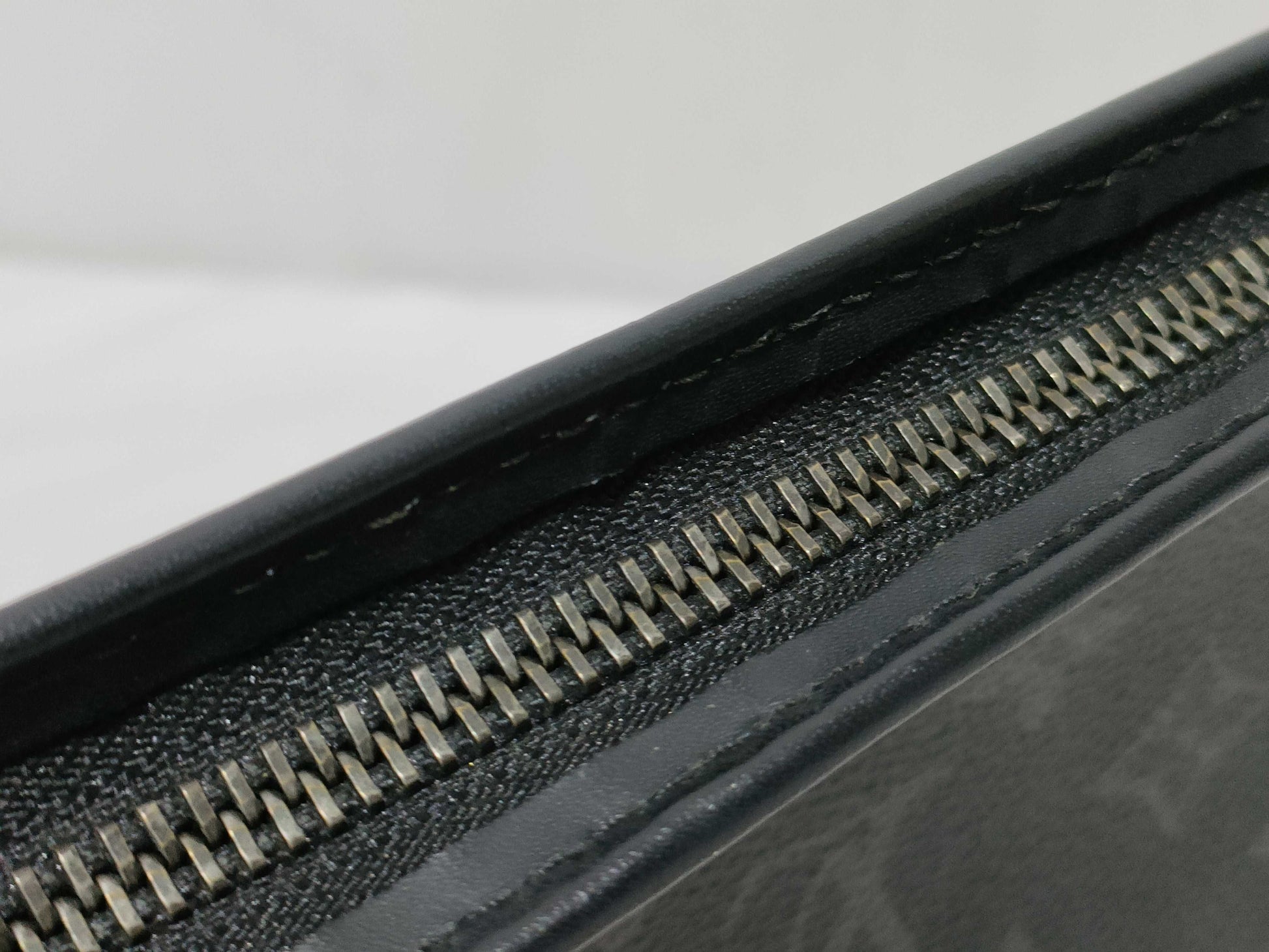 LOUIS VUITTON Monogram ID-Louis Vuitton Monogram Eclipse Pochette Voyage M61692 Black Second Bag