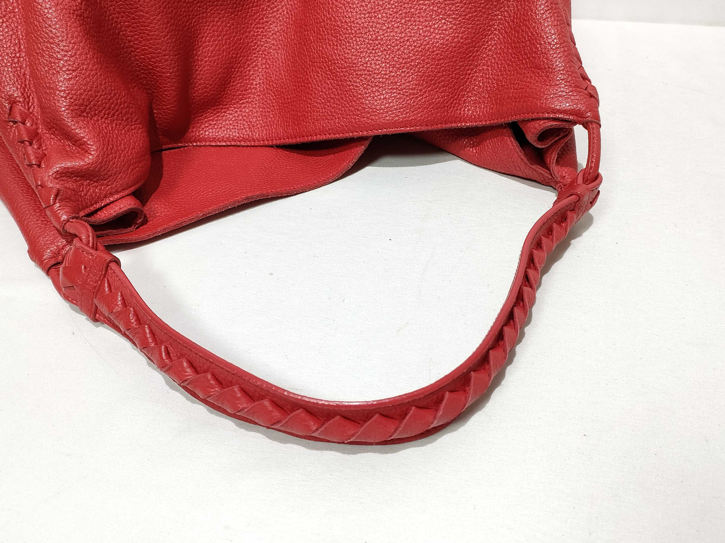 BOTTEGA VENETA Intrecciato Bottega Veneta Cervo Intrecciato Leather Tote Bag Red Tote Bag