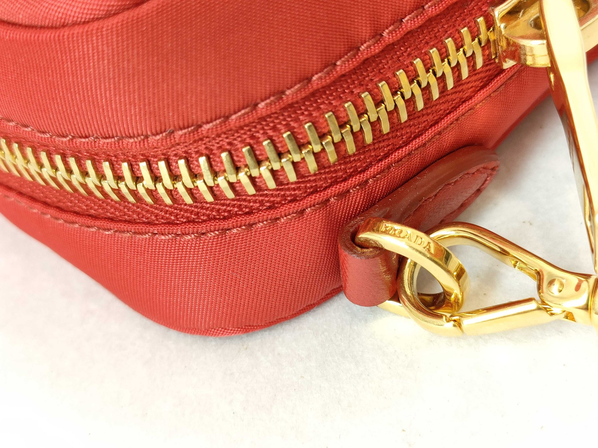 PRADA Nylon Prada Tesuto Nylon x Leather Shoulder Bag Red 1NF727 Shoulder Bag