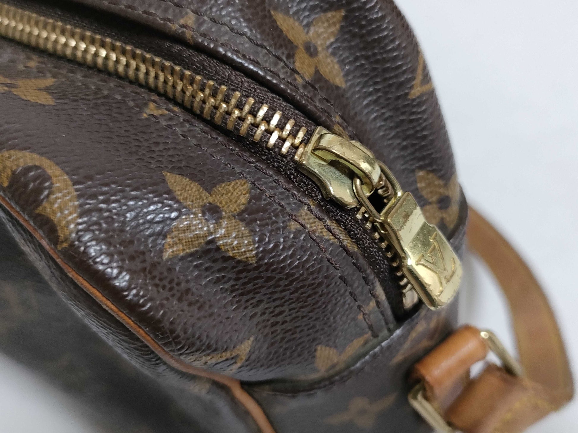 LOUIS VUITTON Monogram Vuitton Monogram Trocadero 30 M51272 SL0034 Handbag