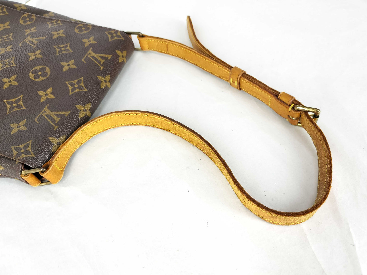 LOUIS VUITTON Monogram Vuitton Monogram Musette Salsa M51258 AS1000 Shoulder Bag