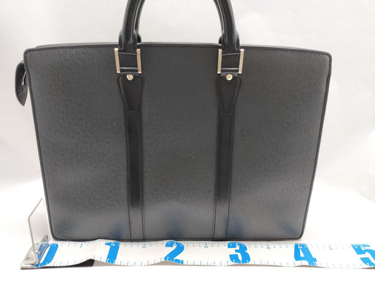 LOUIS VUITTON Taiga SG-Louis Vuitton Taiga Porte Documain Rosin M30052 Black Business Bag