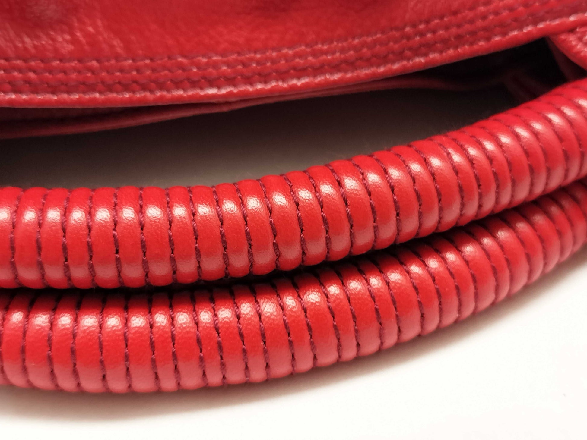 LOEWE SG-Loewe Nappa Aire Patent leather Hand bag Red Handbag