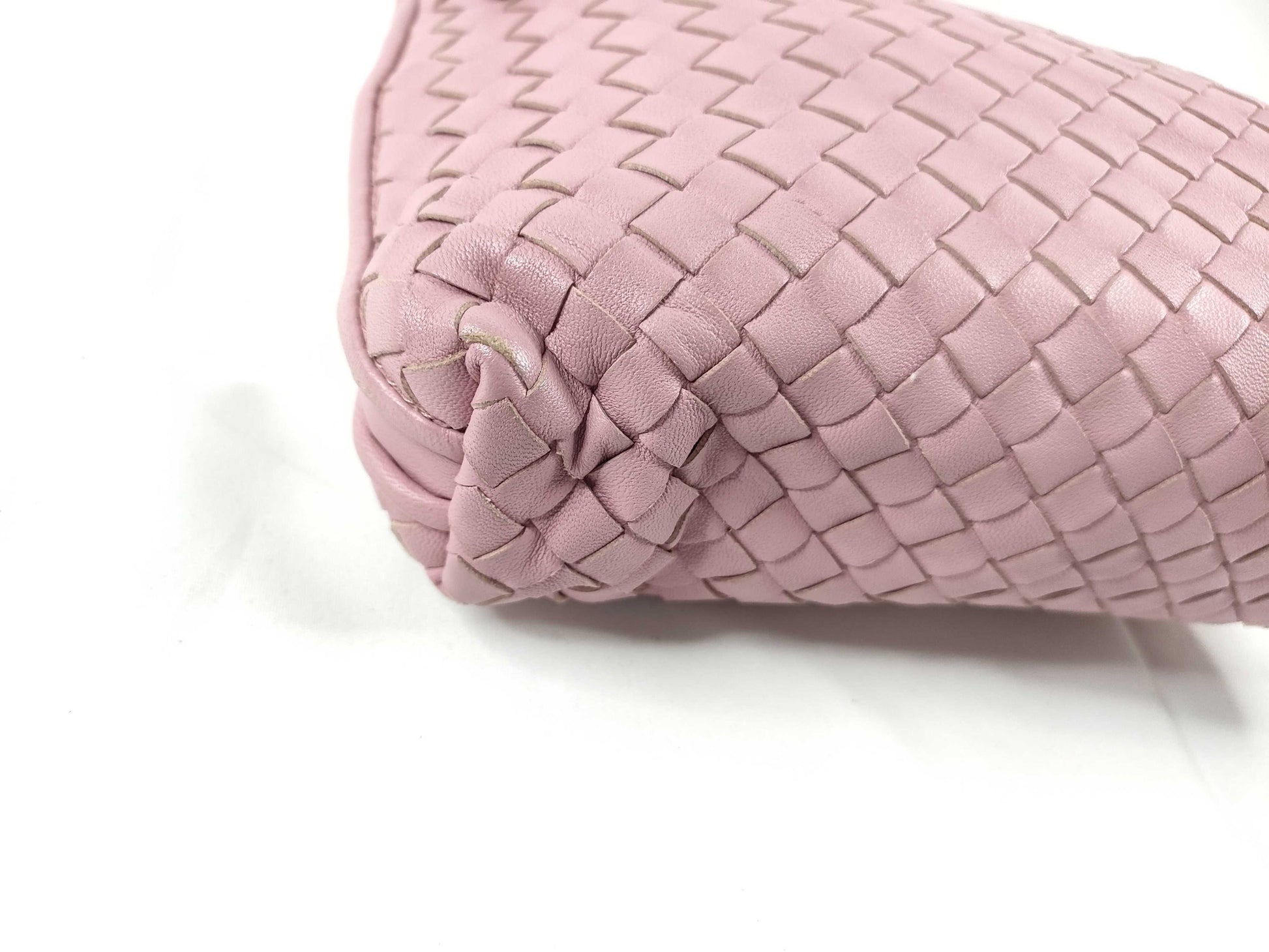 BOTTEGA VENETA Intrecciato Leather Shoulder bag Pink Shoulder Bag