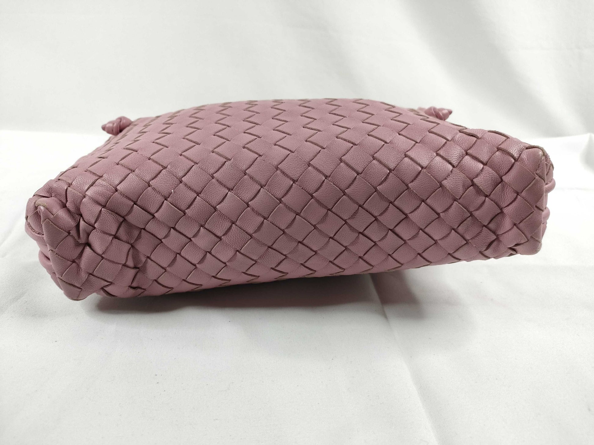 BOTTEGA VENETA Intrecciato Leather Shoulder bag Pink Shoulder Bag