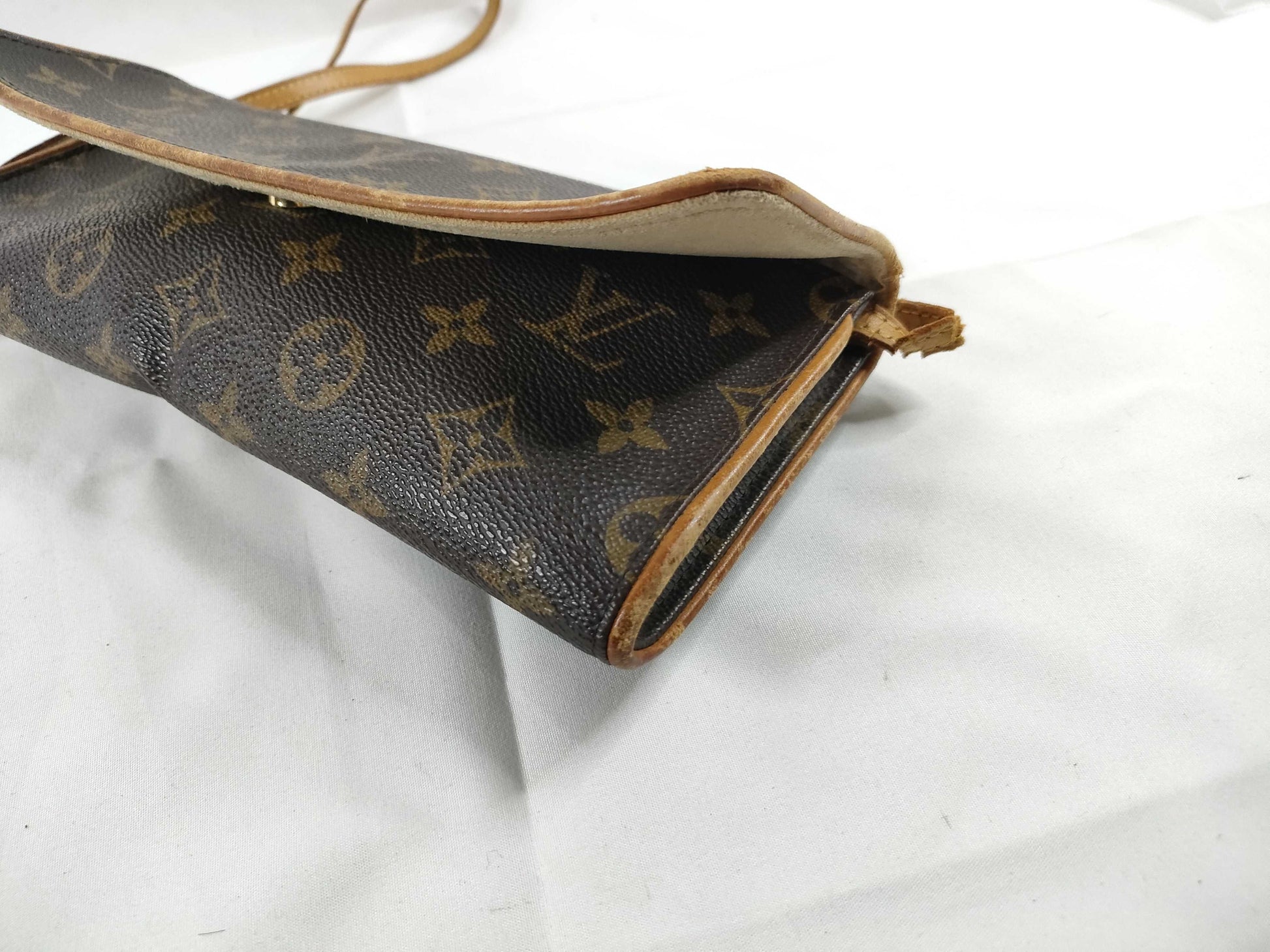 LOUIS VUITTON Monogram Vuitton Monogram Pochette Twin GM M51852 CA0070 Shoulder Bag