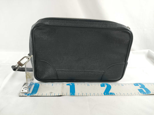 LOUIS VUITTON Taiga Vuitton Taiga Pavel M31142 RI2161 Second Bag