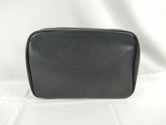 LOUIS VUITTON Taiga Vuitton Taiga Truth Towette GM M30212 CA1004 Second Bag