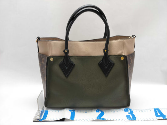 LOUIS VUITTON Louis Vuitton On My Side Shoulder Bag