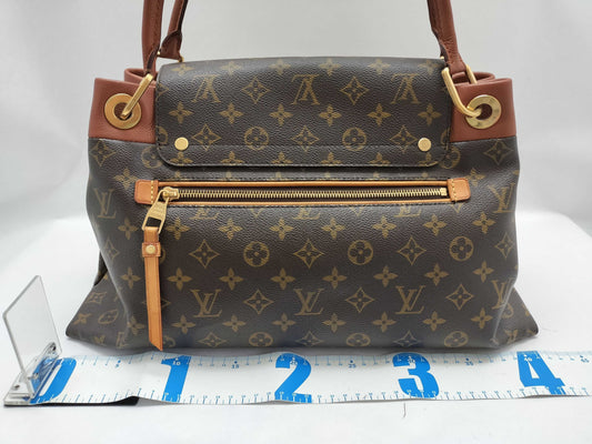 LOUIS VUITTON Monogram Louis Vuitton Monogram Shoulder Bag Shoulder Bag