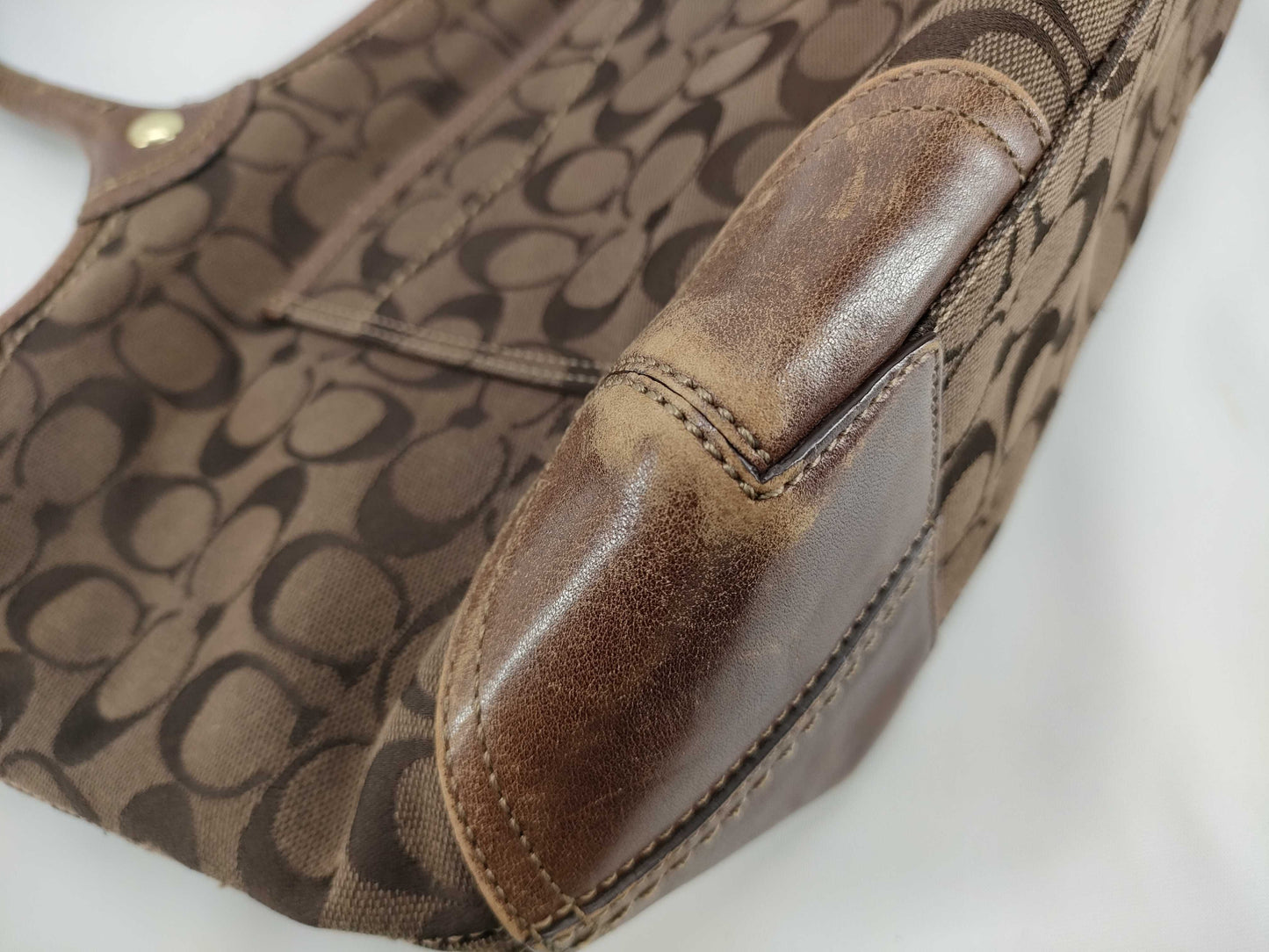 COACH Signature Coach Shoulder Bag Signature 3-Point Summary Brown Beige Shoulder Bag