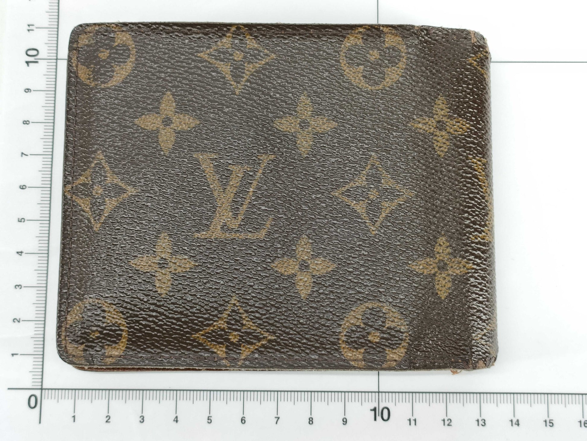 LOUIS VUITTON Monogram Vuitton Monogram Men's Bi-Fold Wallet with Pass Case Wallet