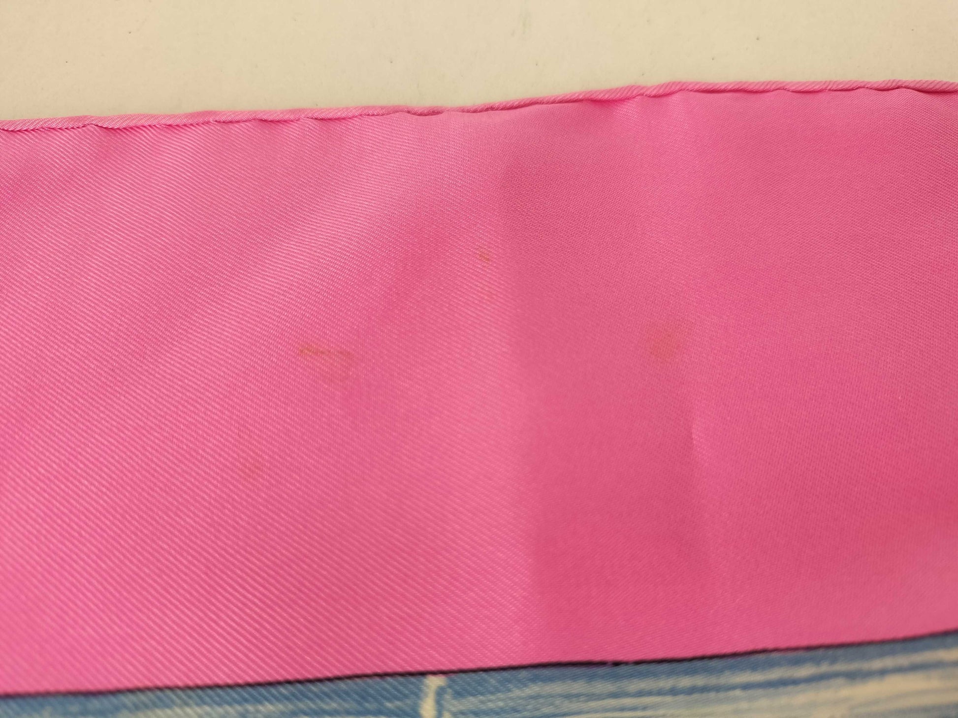 HERMES Carre Hermes Scarf GIVERNY Pink Scarf