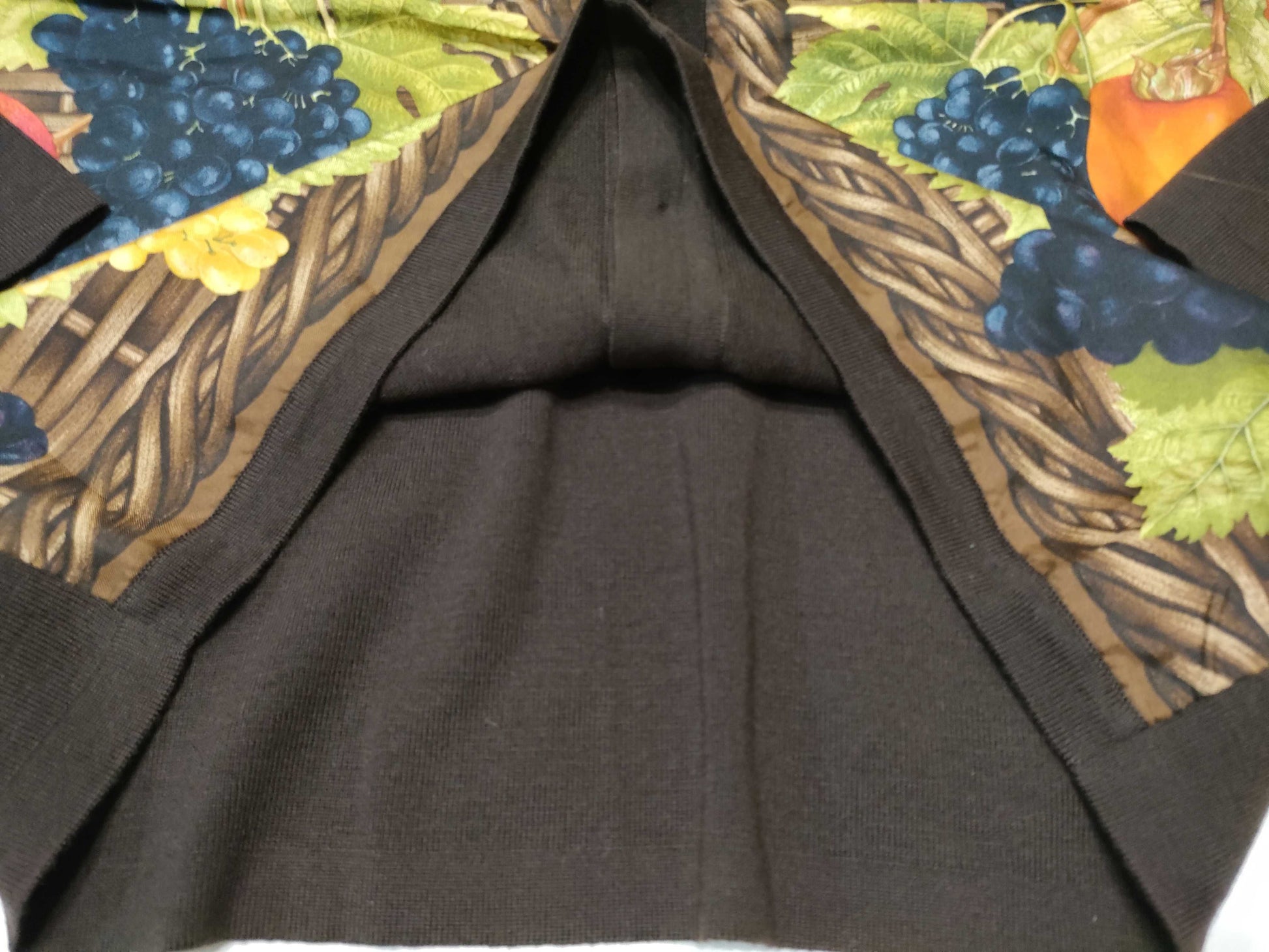 GUCCI GG Gold Button Gucci Fruit Pattern Fruit Silk Cardigan Cardigan