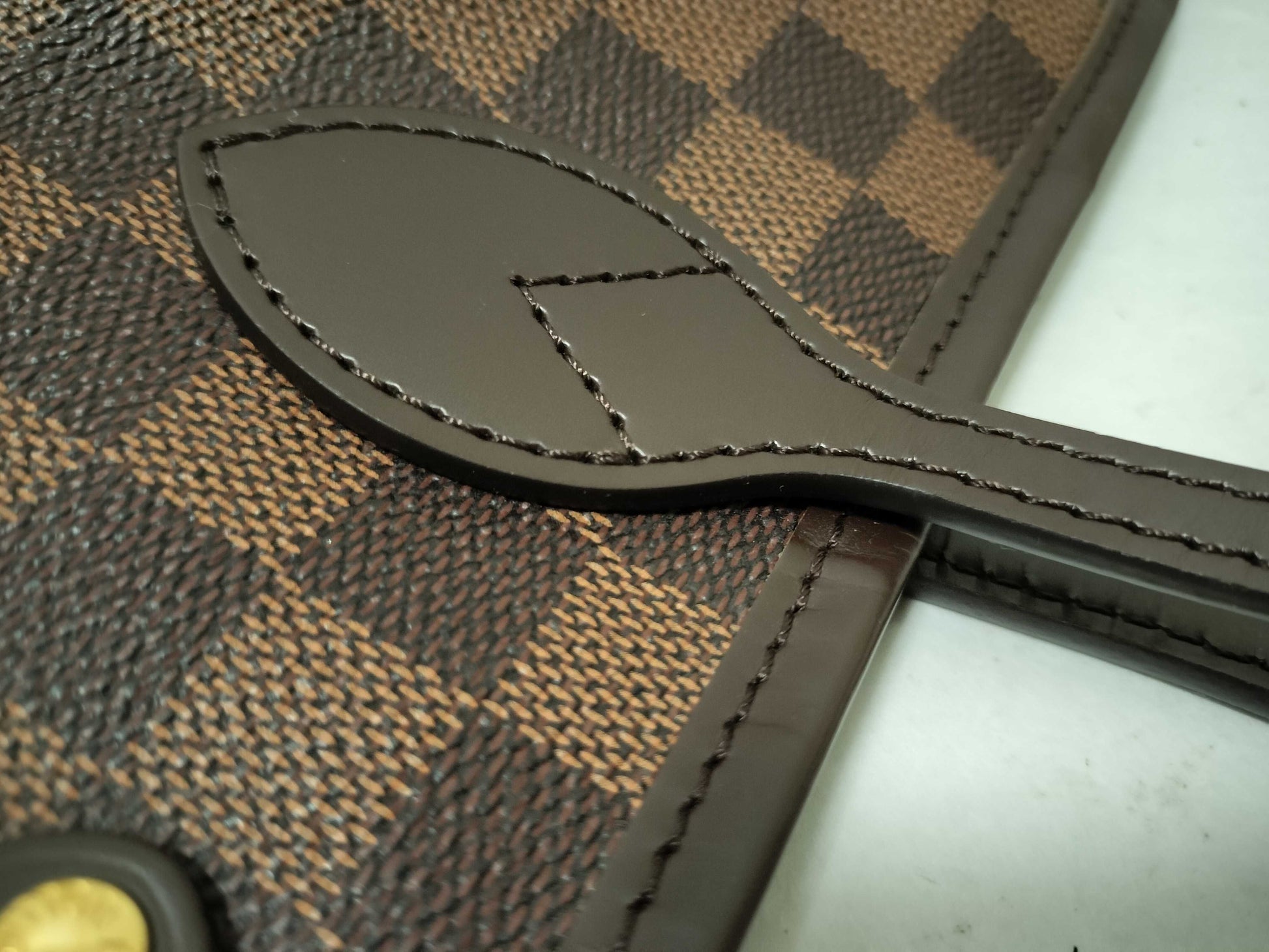 LOUIS VUITTON Damier Vuitton Damier Neverful MM N41359 Tote Bag