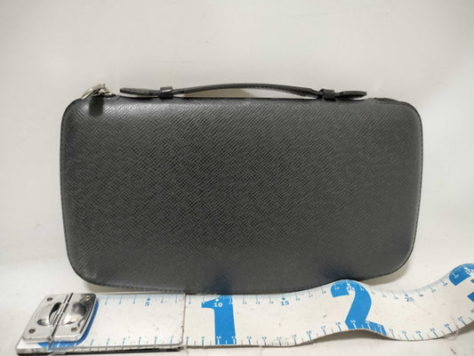 LOUIS VUITTON Taiga Vuitton Taiga Organizer Atoll M30652 Handbag