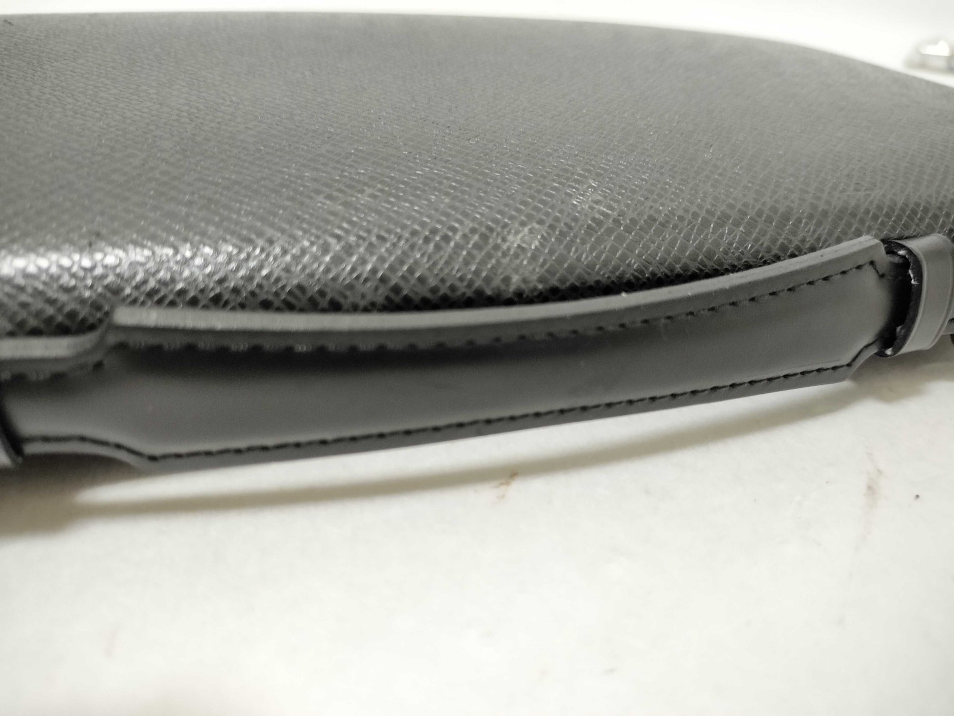 LOUIS VUITTON Taiga Vuitton Taiga Organizer Atoll M30652 Handbag